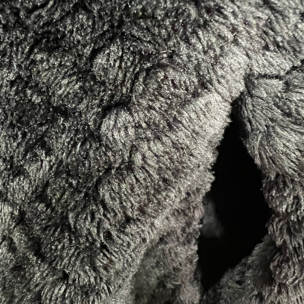 Calvin Klein Black Faux Fur‎ Vest with High Collar - Picture 6 of 8